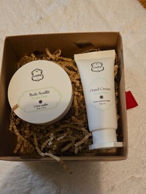 Frozen Pear Hand Cream & Body Soufflé Set - White
